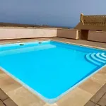アパート With Rooftop Pool - Tideview
