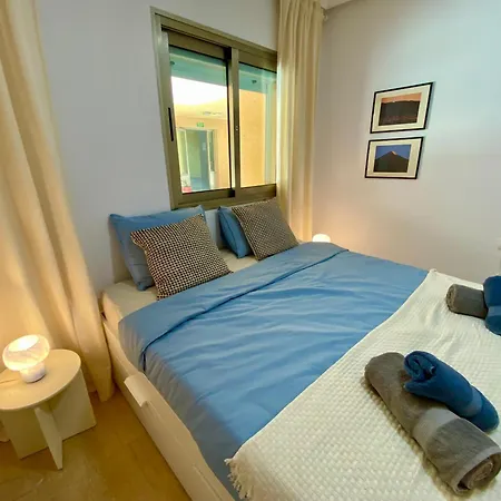 With Rooftop Pool - Tideview Κοραλέχο