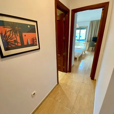 With Rooftop Pool - Tideview Apartman *