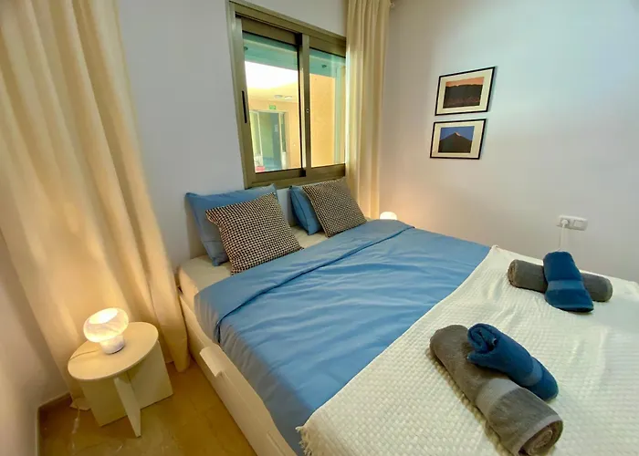 With Rooftop Pool - Tideview Κοραλέχο