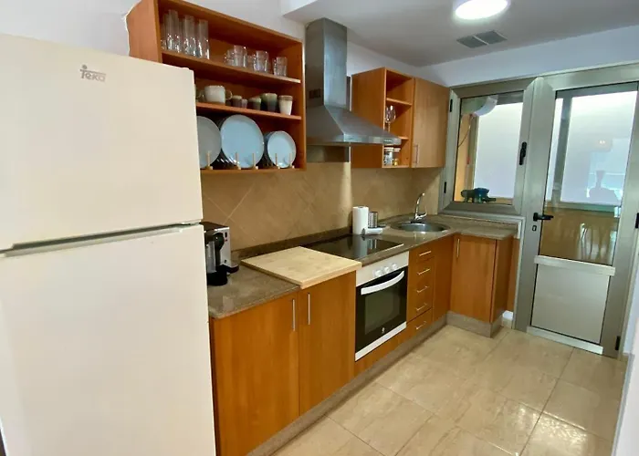 Διαμέρισμα With Rooftop Pool - Tideview *