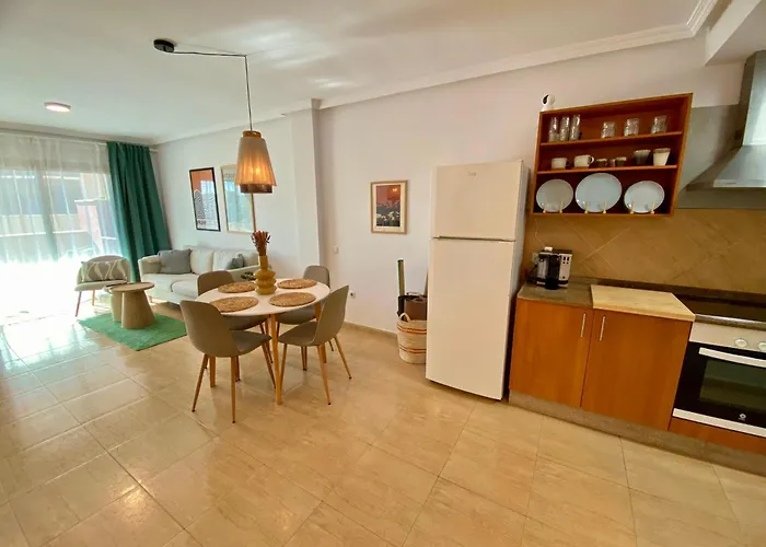 With Rooftop Pool - Tideview Appartement *