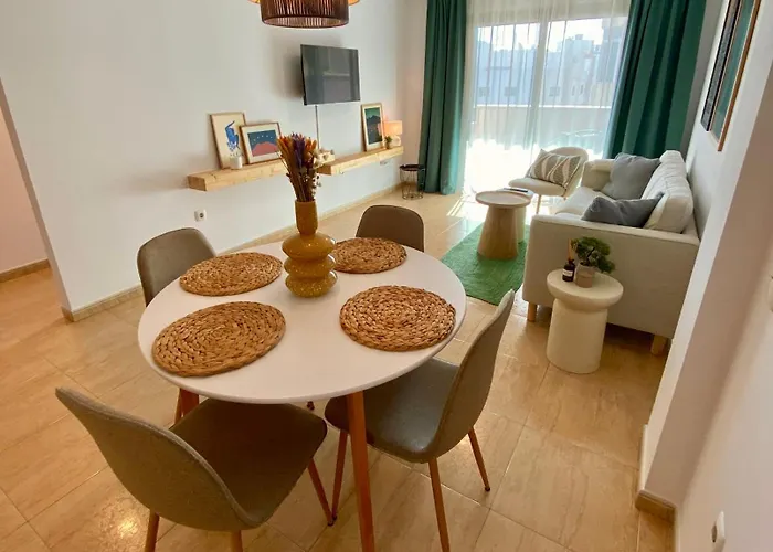 With Rooftop Pool - Tideview Κοραλέχο