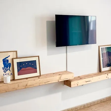 With Rooftop Pool - Tideview Apartment *