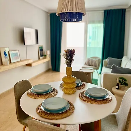 With Rooftop Pool - Tideview Apartment *