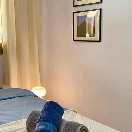 With Rooftop Pool - Tideview Apartment *