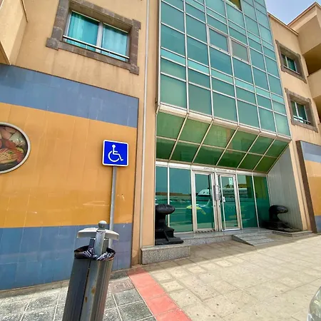 Apartment With Rooftop Pool - Tideview *