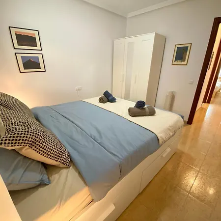 With Rooftop Pool - Tideview Apartment *