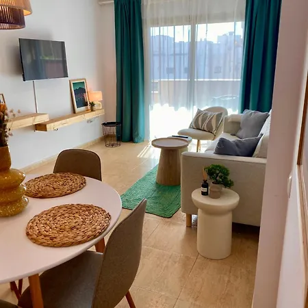 Apartamento With Rooftop Pool - Tideview